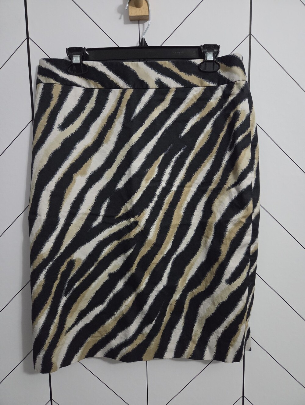 Talbots Animal Print Knee Length Lined Pencil Skirt, Size 10
